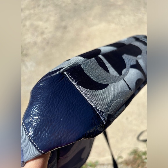 Blue coach bag , navy coach bag - Picture 7 of 7